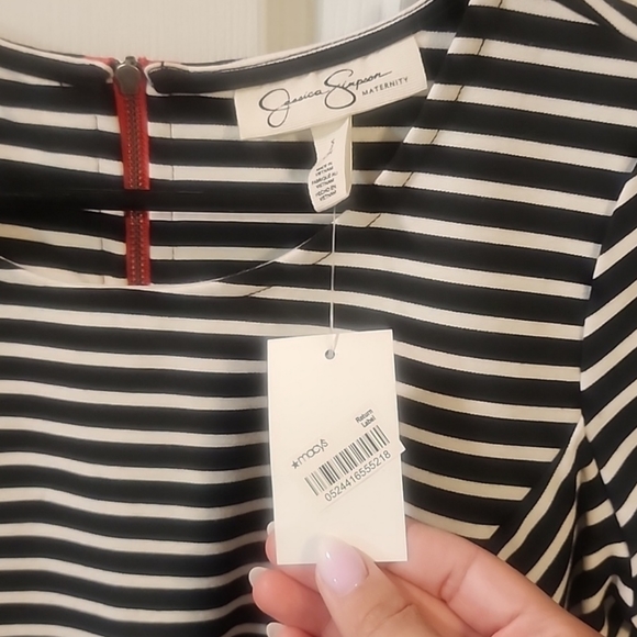 2/20.00 NWT Jessica Simpson Maternity Dress Size small. - Picture 10 of 10